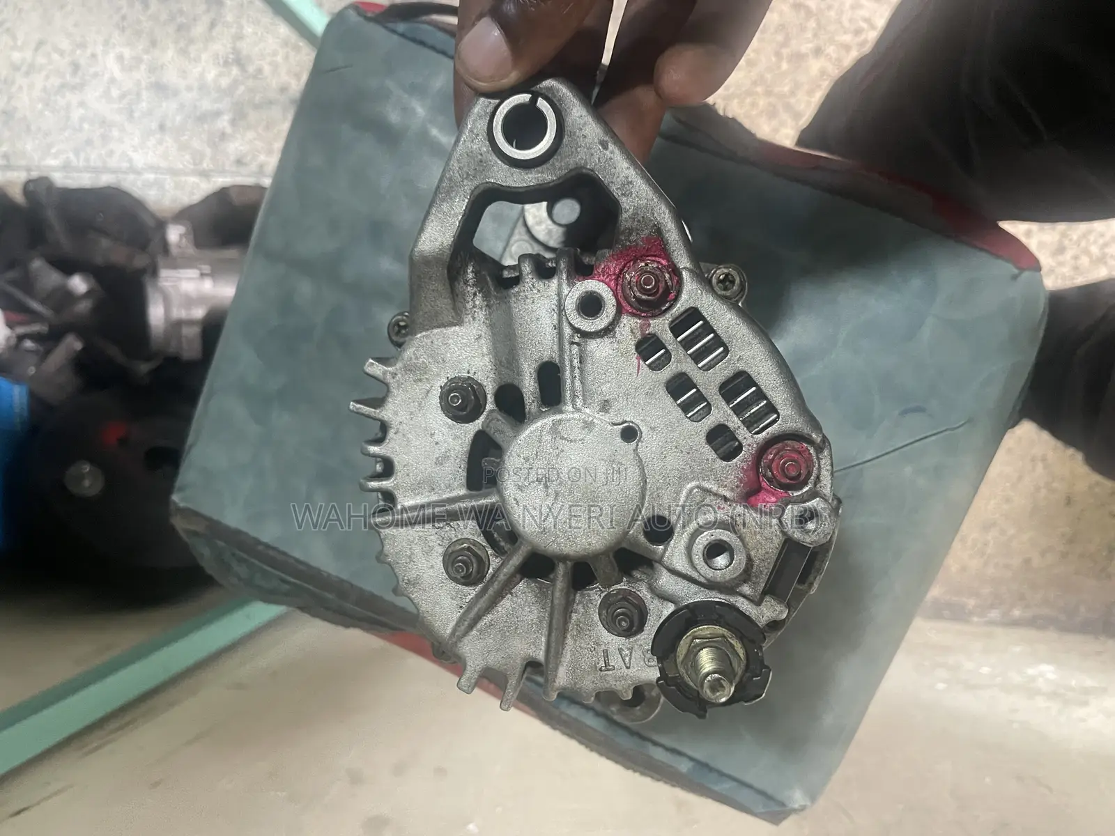 Alternator B15