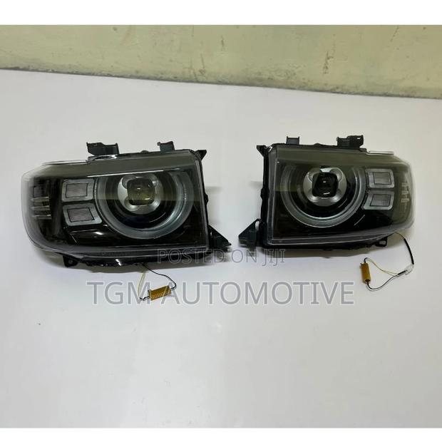 Land Cruiser FJ79 Headlights Original Aftermarket Set
