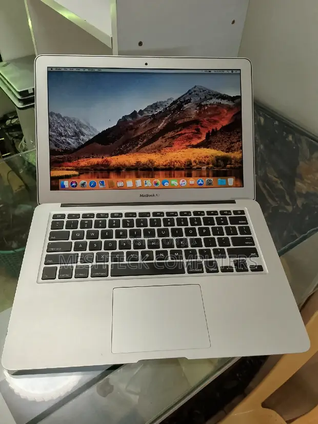 Laptop Apple MacBook Air 2013 8GB Intel Core I7 SSD 256GB for sale 