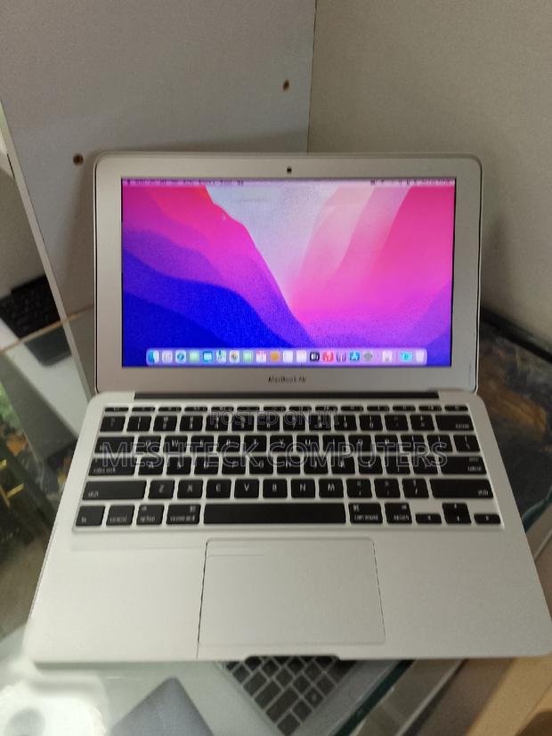 Laptop Apple MacBook Air 2015 8GB Intel Core I5 SSD 256GB