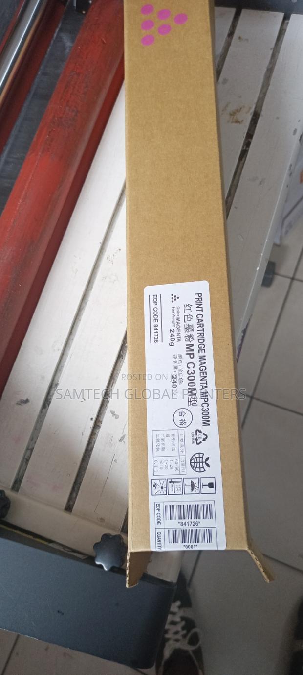 Suitable Mp C300 Tonner