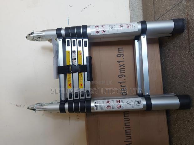 1.9m By 1.9m (3.8m) Aluminium Double Telescopic Ladder.