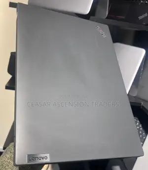 Laptop Lenovo Thinkpad T15 Gen1 32GB Intel Core I7 SSD 512GB