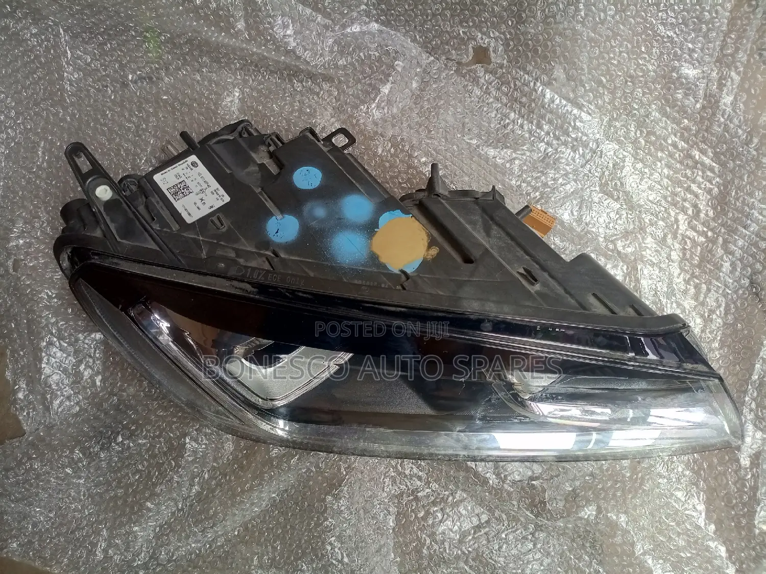 Volkswagen Touareg 7P (Facelift) Xenon Headlight Assembly