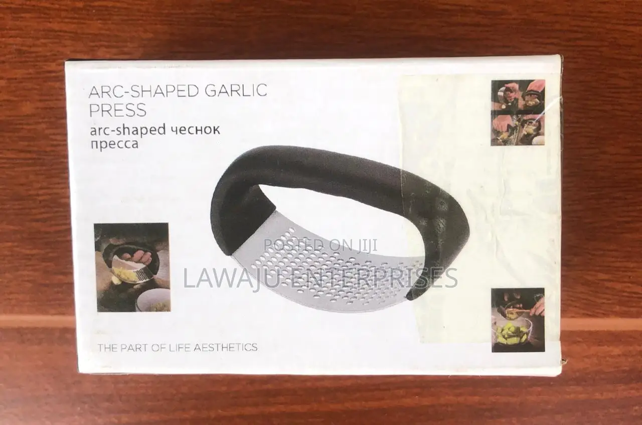 Arc Shaped Garlic Press