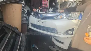 Fielder 2014 Xenon Type Nosecut Hybrid.