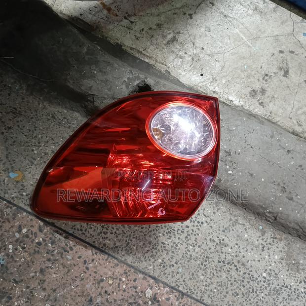 Nissan Wingroad Y12 Taillight RHS - thumbnail 2