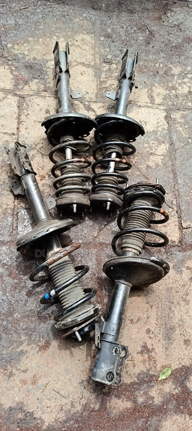 Complete Shocks Toyota Harrier, Lexus, Kluger Available.