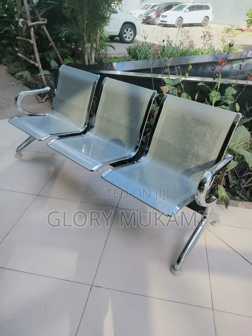 Link Chair