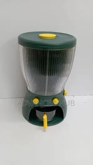 Partitioned Rotating Cereal Dispenser