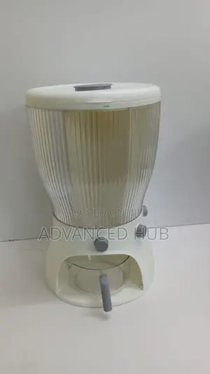 Partitioned Rotating Cereal Dispenser