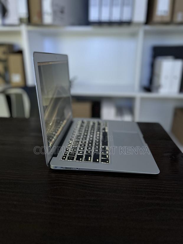Laptop Apple MacBook Air 2017 8GB Intel Core I7 SSD 256GB - thumbnail 3