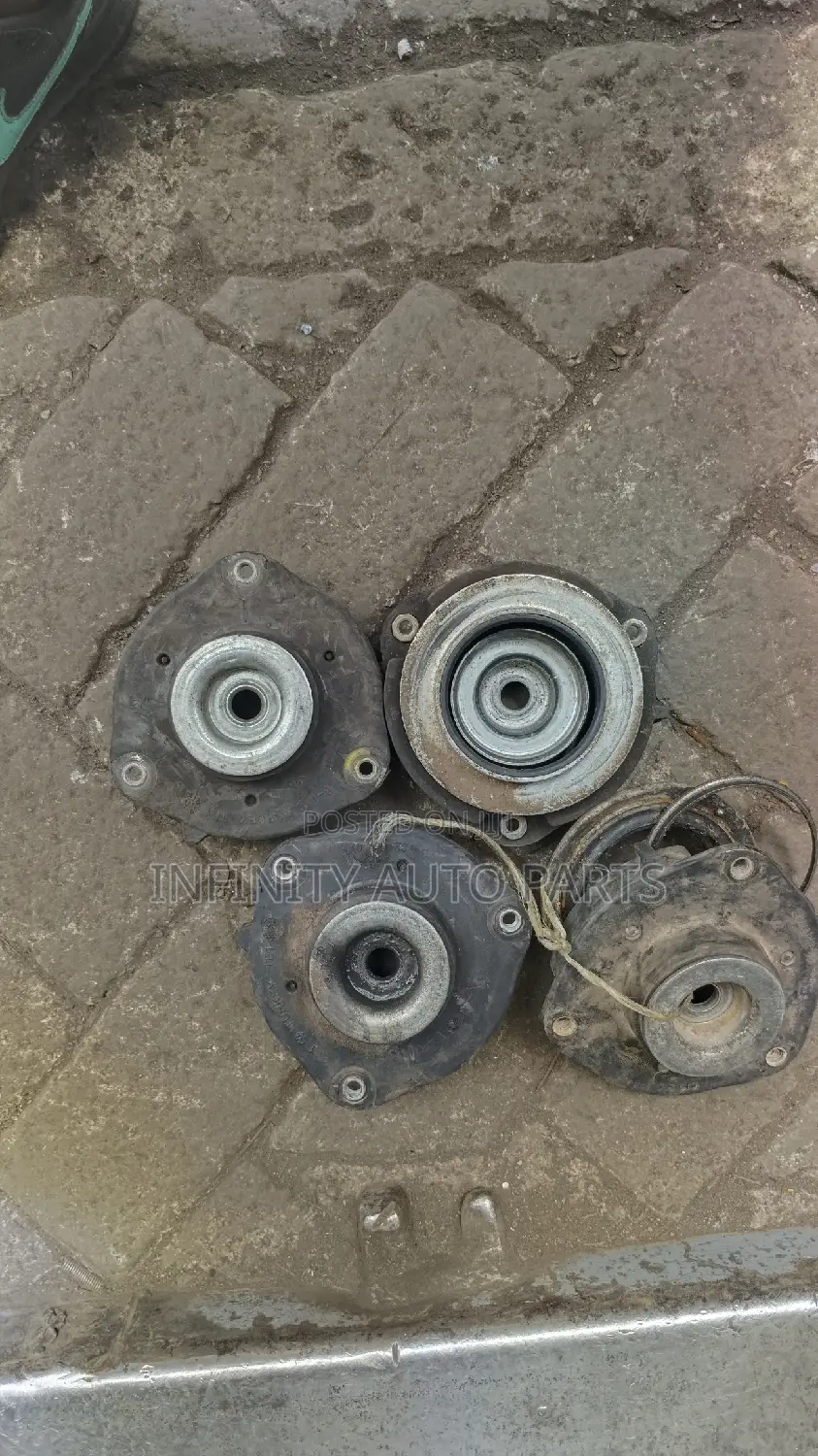 Volkswagen Golf Shocks Mount