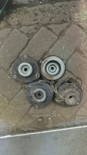 Volkswagen Golf Shocks Mount