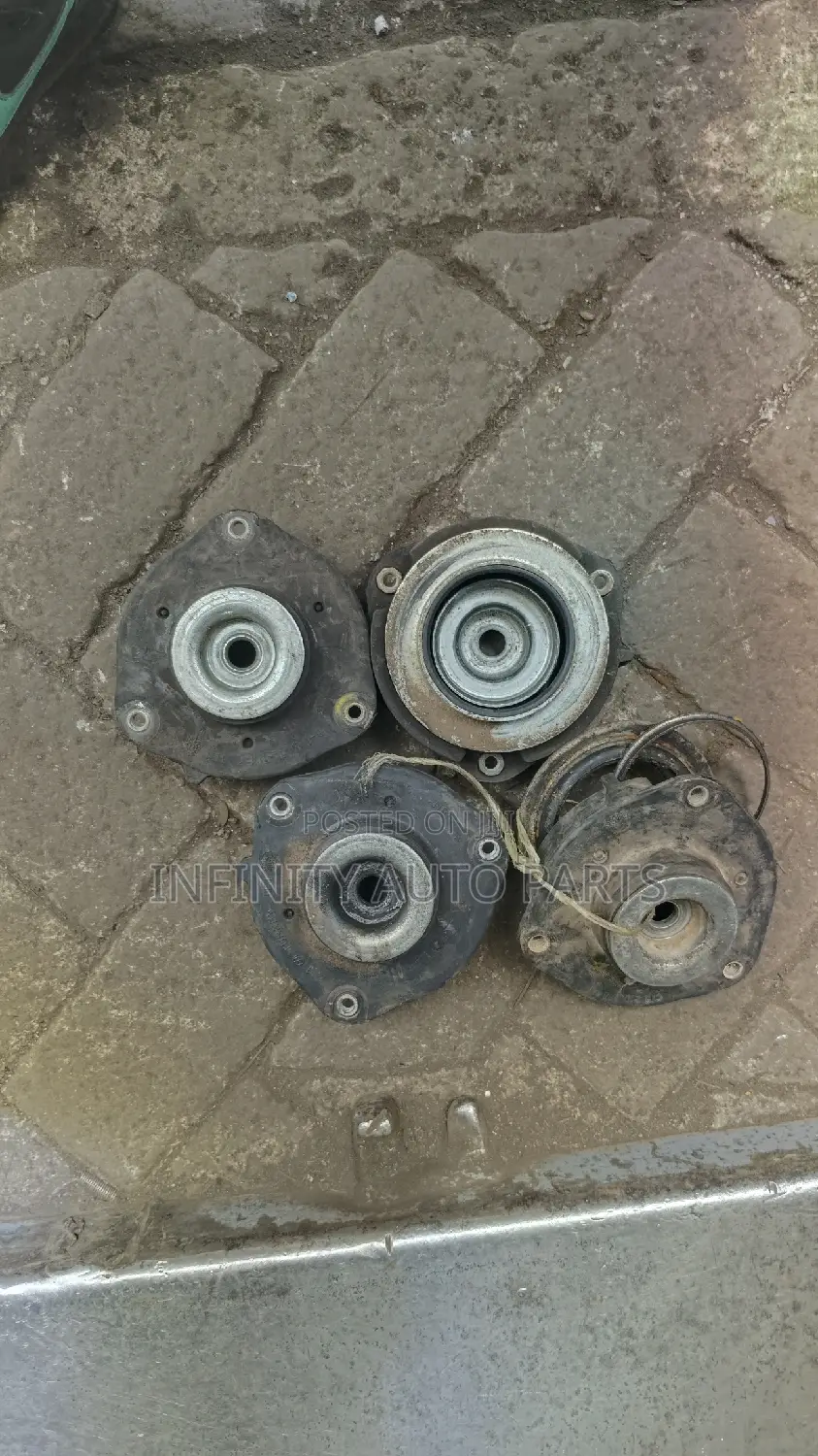 Volkswagen Golf Shocks Mount