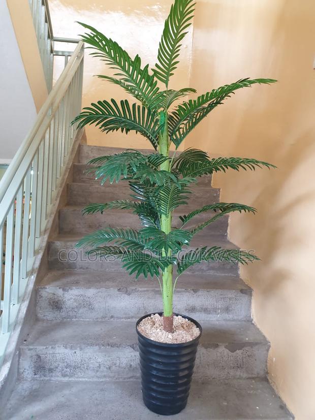 1.5m 24leaves Artificial Palm Tree With Plastic Vase