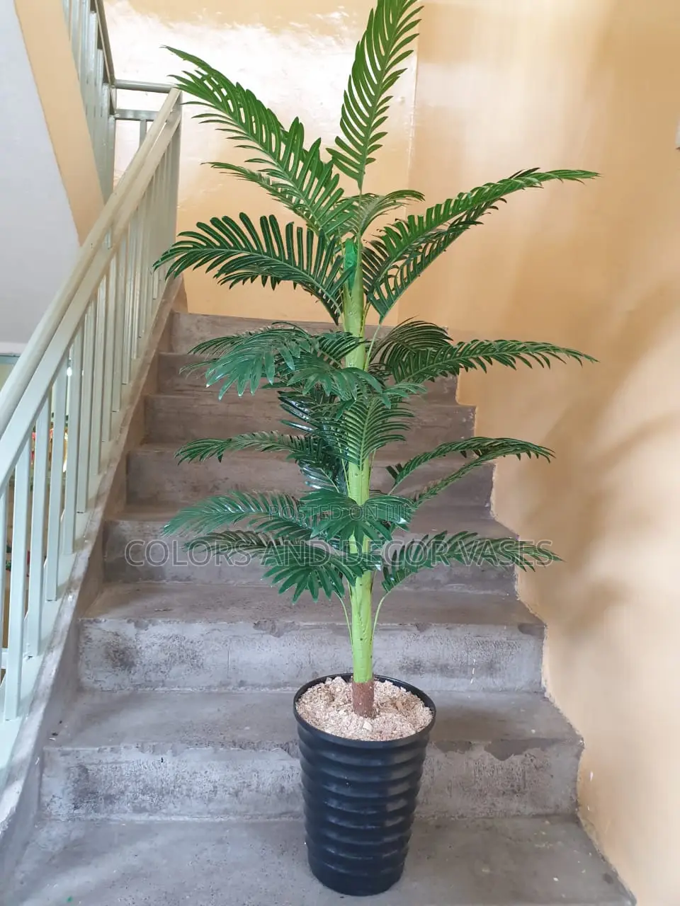 1.5m 24leaves Artificial Palm Tree With Plastic Vase