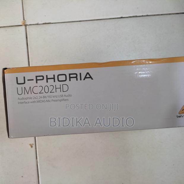 U-Phoria Umc202hd Behringer Soundcard
