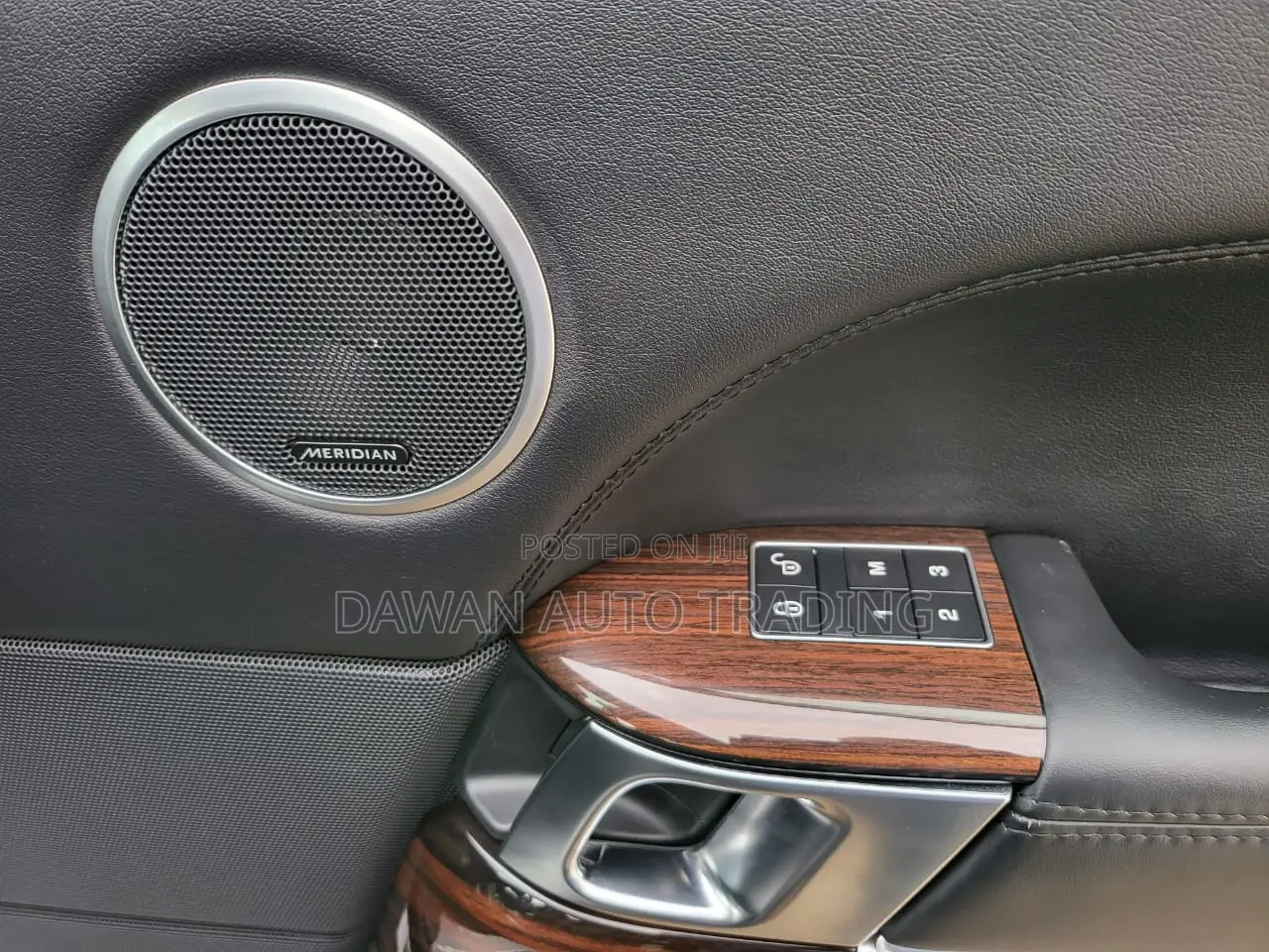 Land Rover Range Rover Vogue 2016 Black