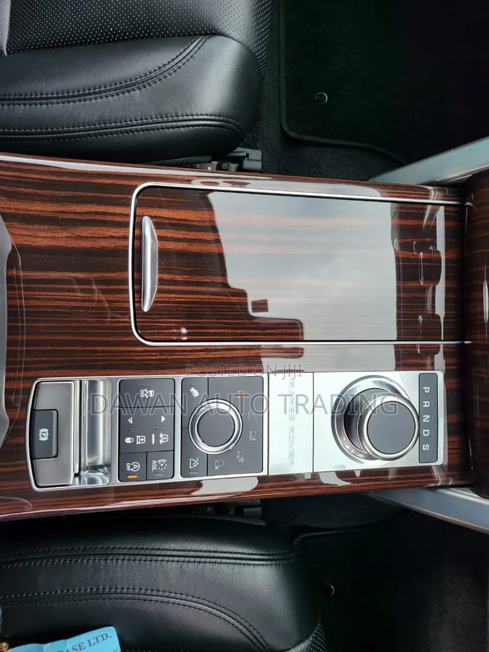 Land Rover Range Rover Vogue 2016 Black
