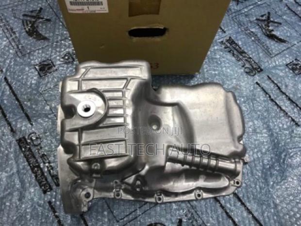 2AZ Engine Oil Sump - main view