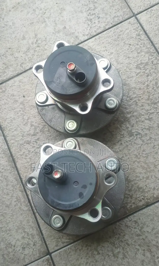 Mitsubishi Lancer Rear Wheel Hub