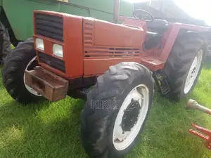 Fiat 100-90 Tractor