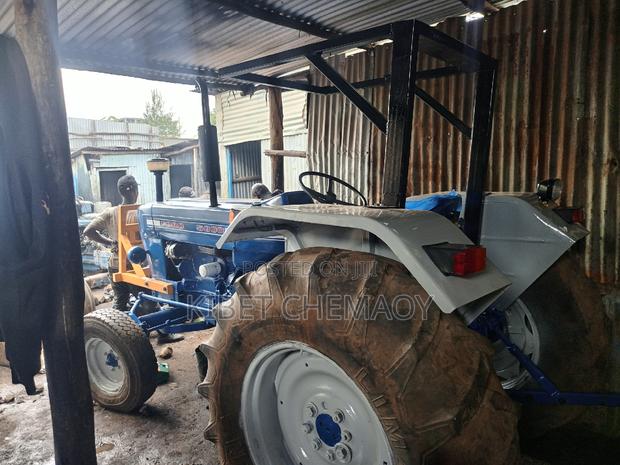 5000 Ford Tractor - thumbnail 5