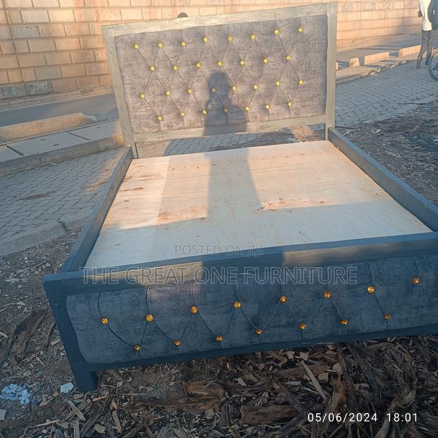 Chester Bed Chester Bed Chester Bed Chester Bed