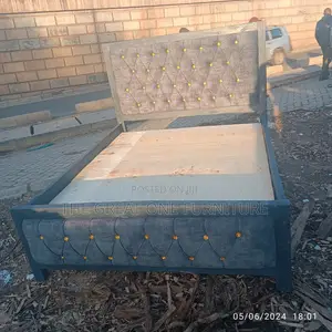 Chester Bed Chester Bed Chester Bed Chester Bed