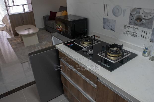 Chic Studio Apartment Haven: Your Ideal Urban Retreat! - thumbnail 4