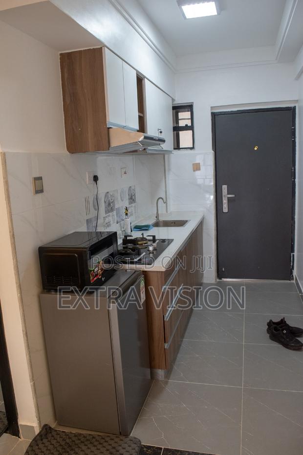 Chic Studio Apartment Haven: Your Ideal Urban Retreat! - thumbnail 3