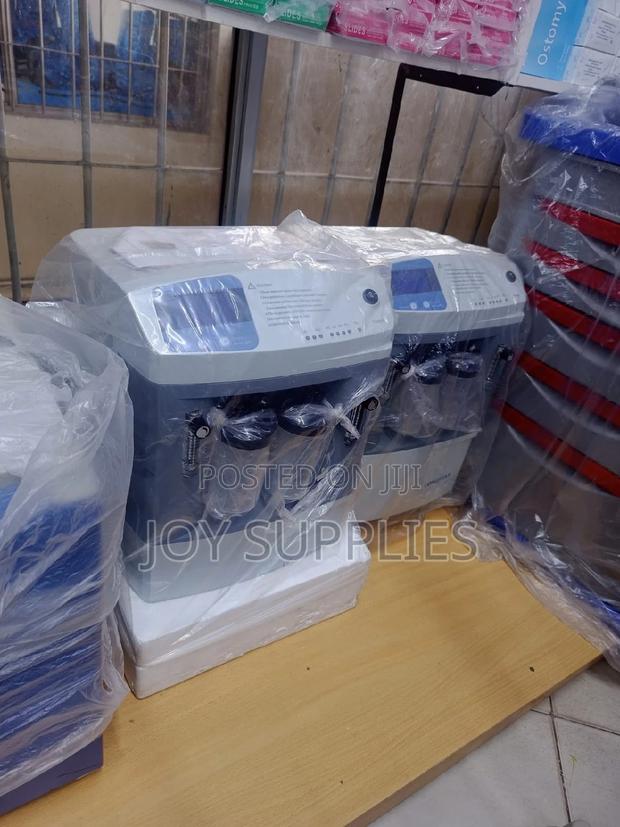 Dual Flow Oxygen Concentrator 5L - main view