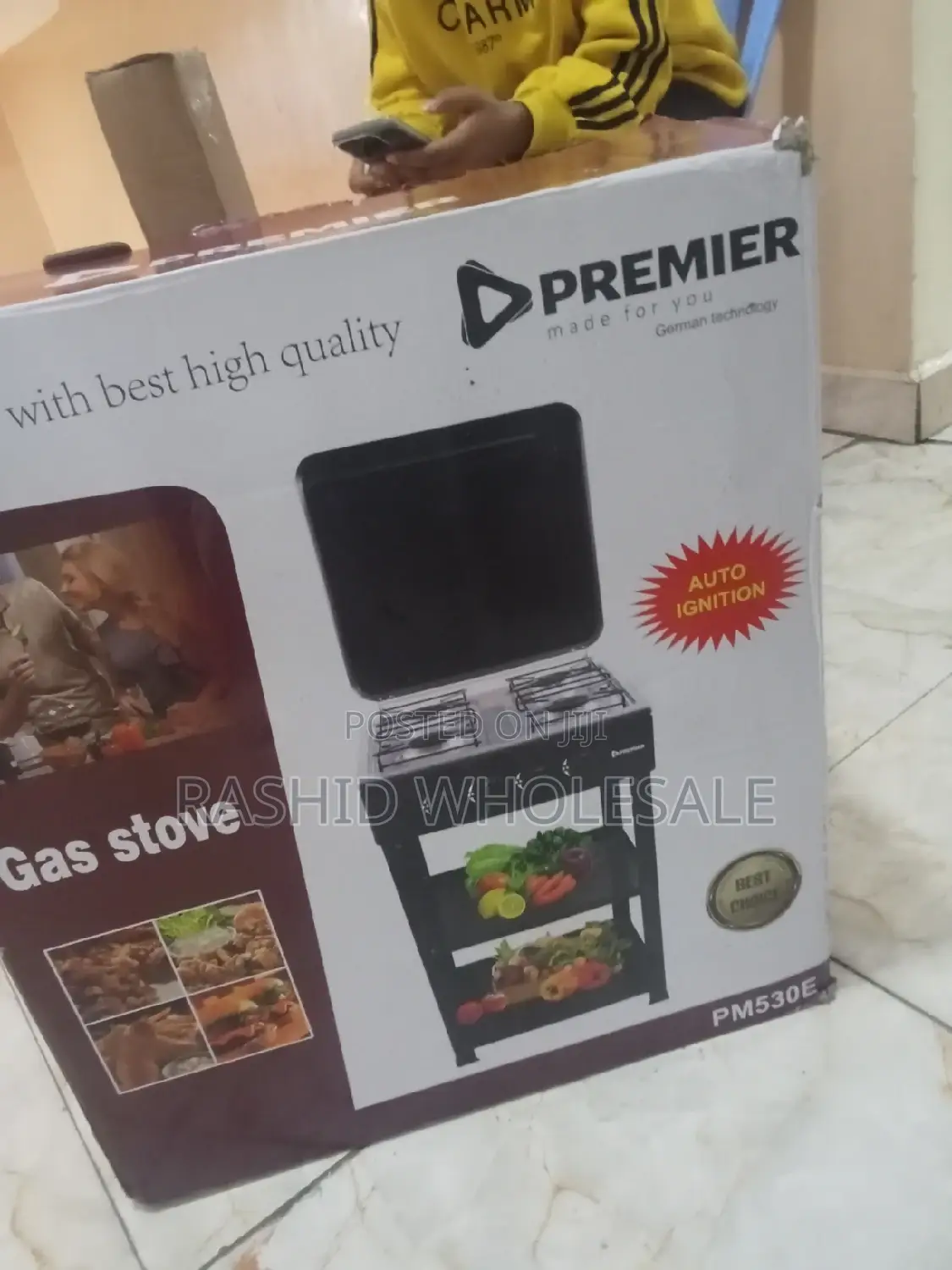 Gas Stove With Shelves Four Cooker. Four Burner