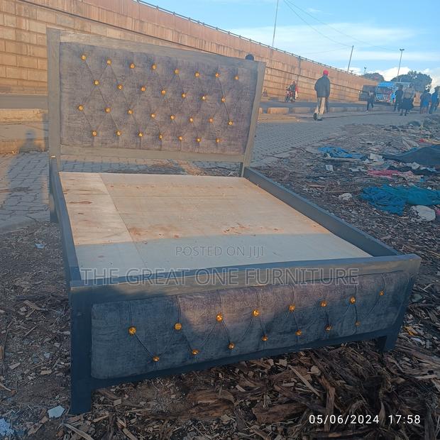 Chester Bed Chester Bed Chester Bed Chester Bed