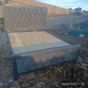 Chester Bed Chester Bed Chester Bed Chester Bed