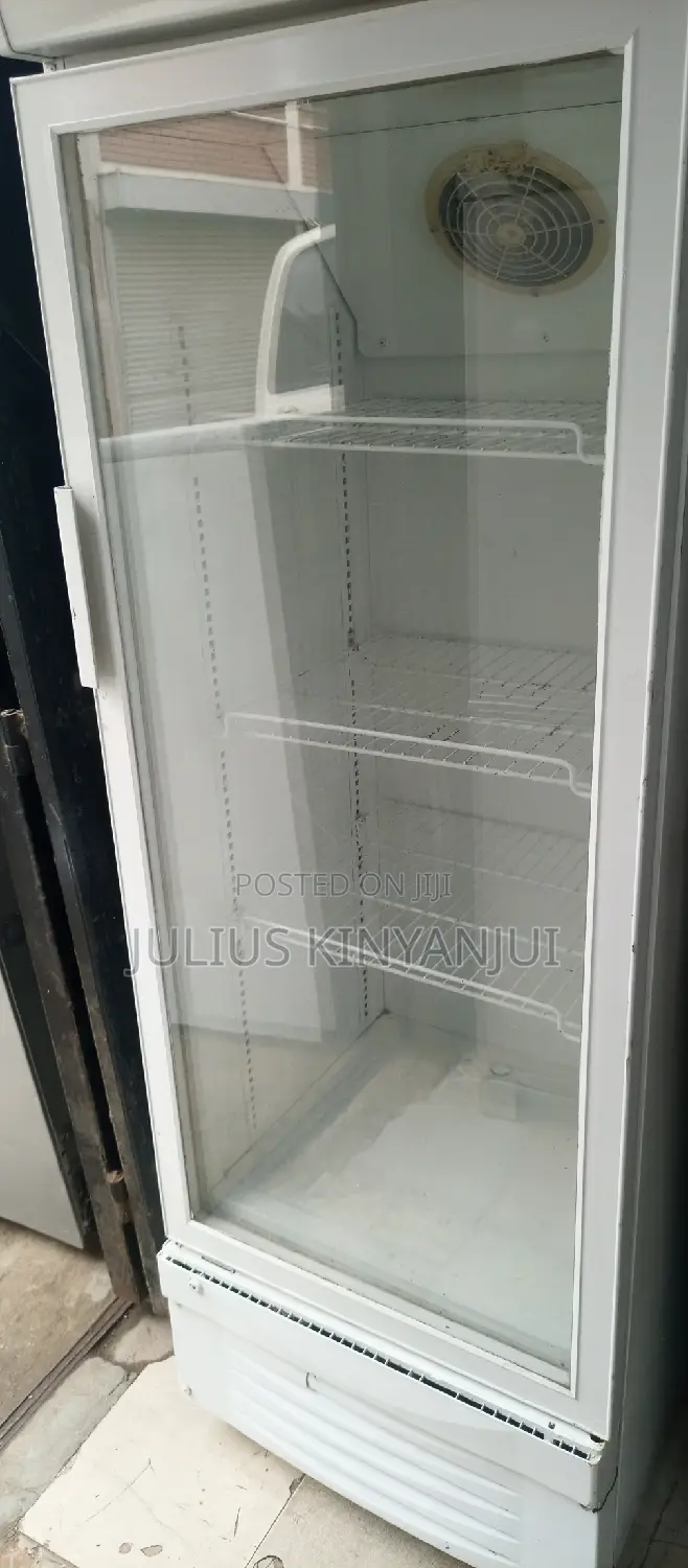 Display Fridge Hotpoint 350L