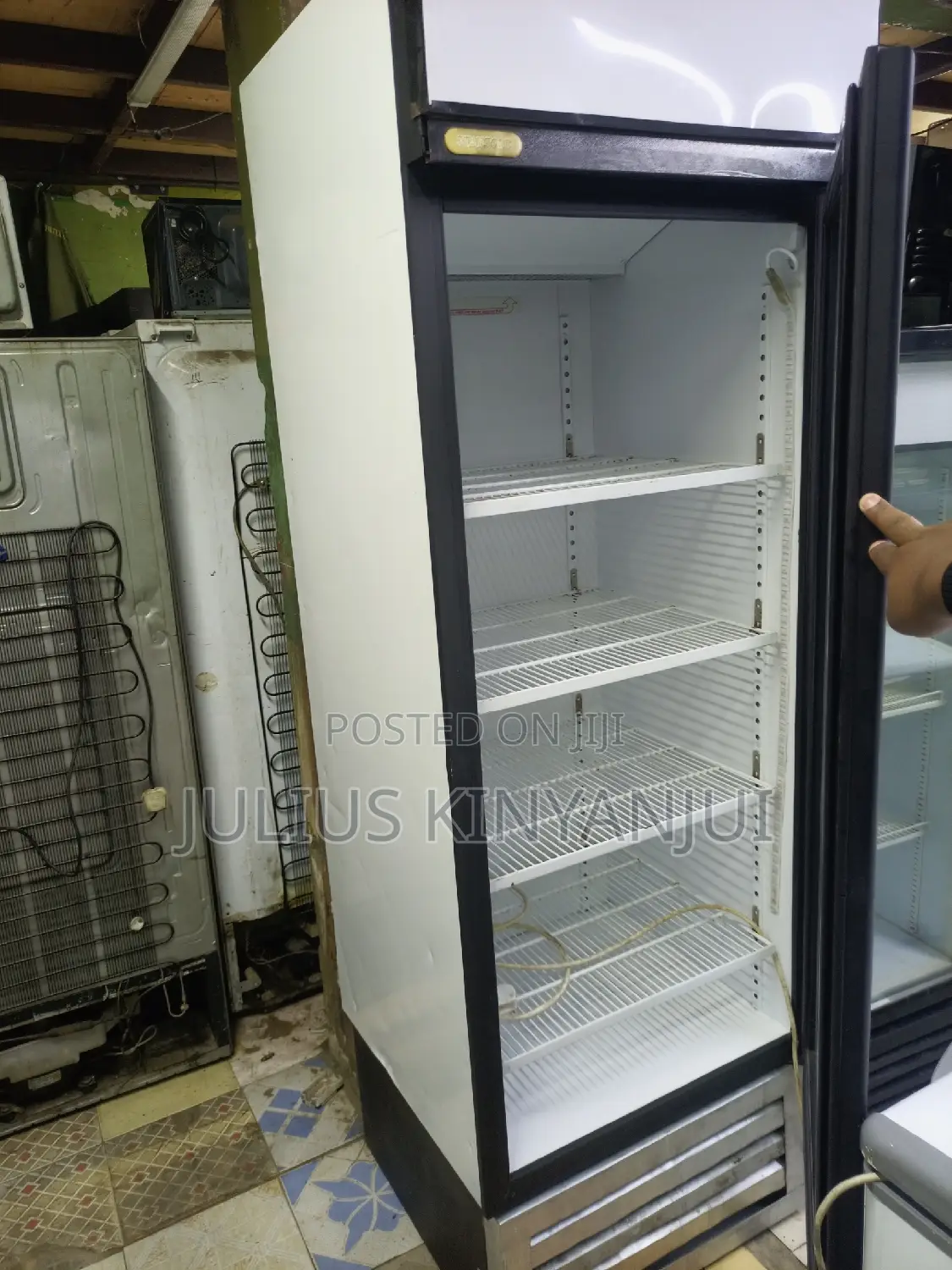 Display Fridge 600L