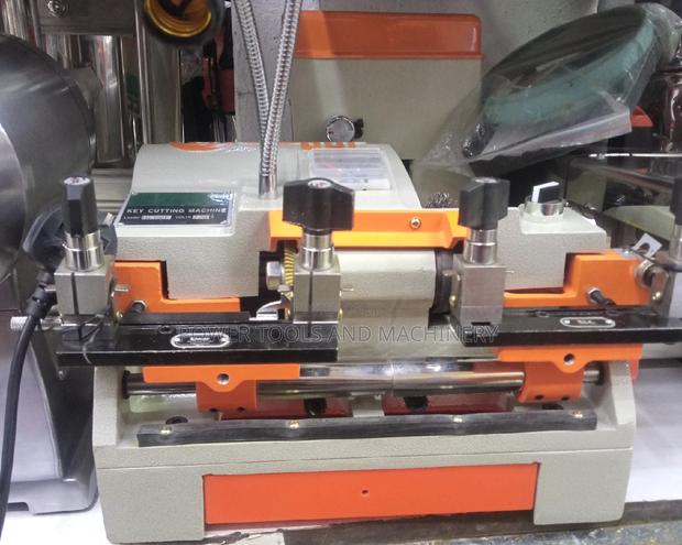 Key Cutting Machine - main view