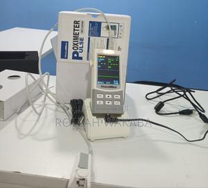 Handheld Pulse Oximeter - thumbnail 2