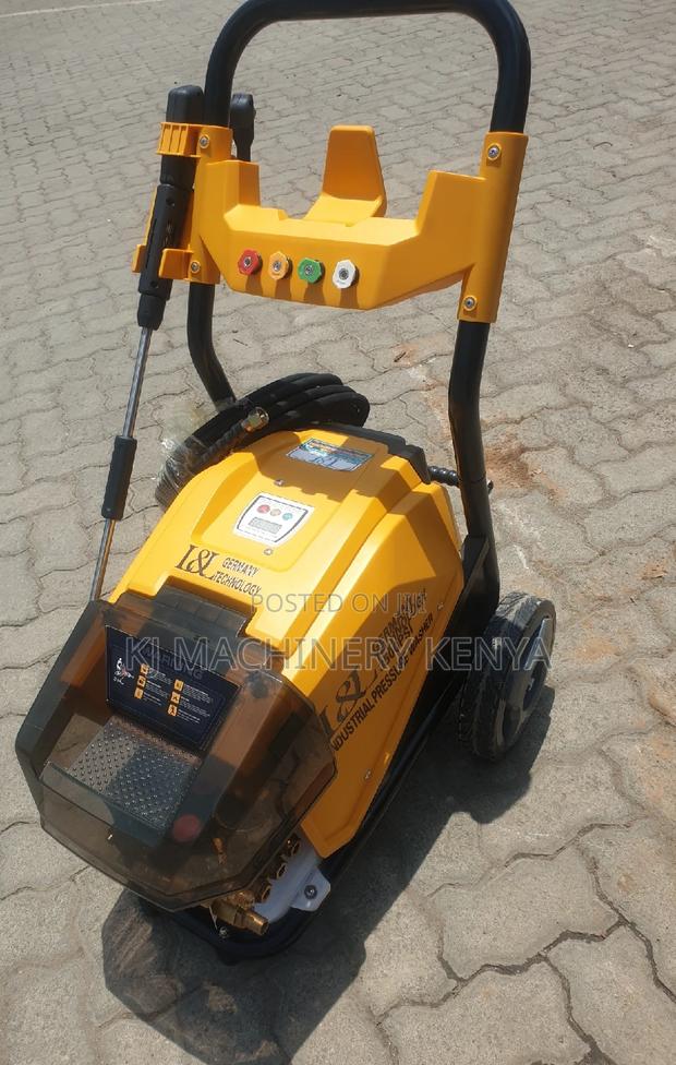 Industrial HIGHPRESSURE Washer Machine Available - thumbnail 3