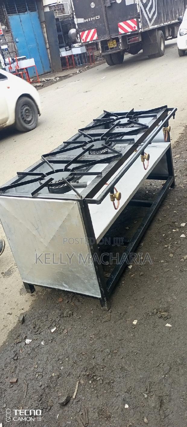 Closed Three Burner Gas Grill Jikos - thumbnail 2
