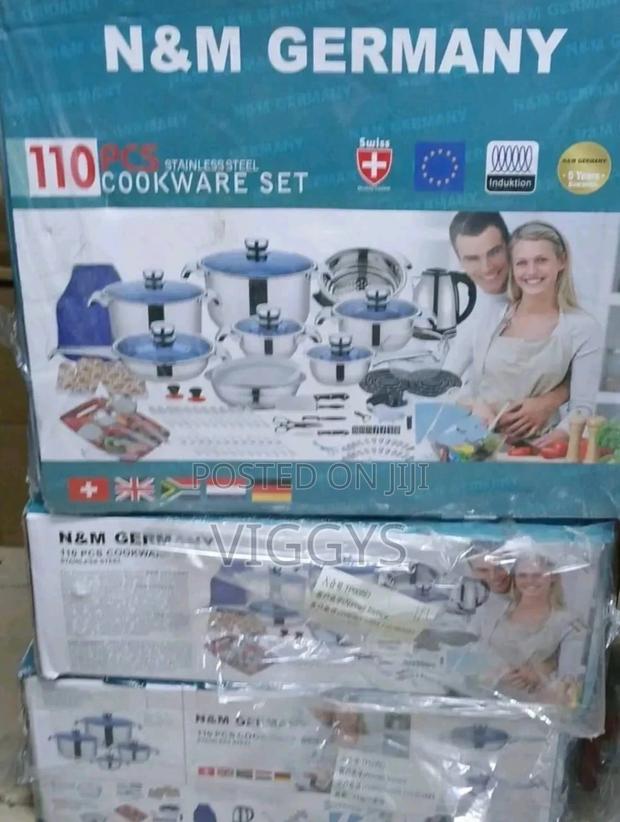 Amazing 110 Pieces Cookware Set