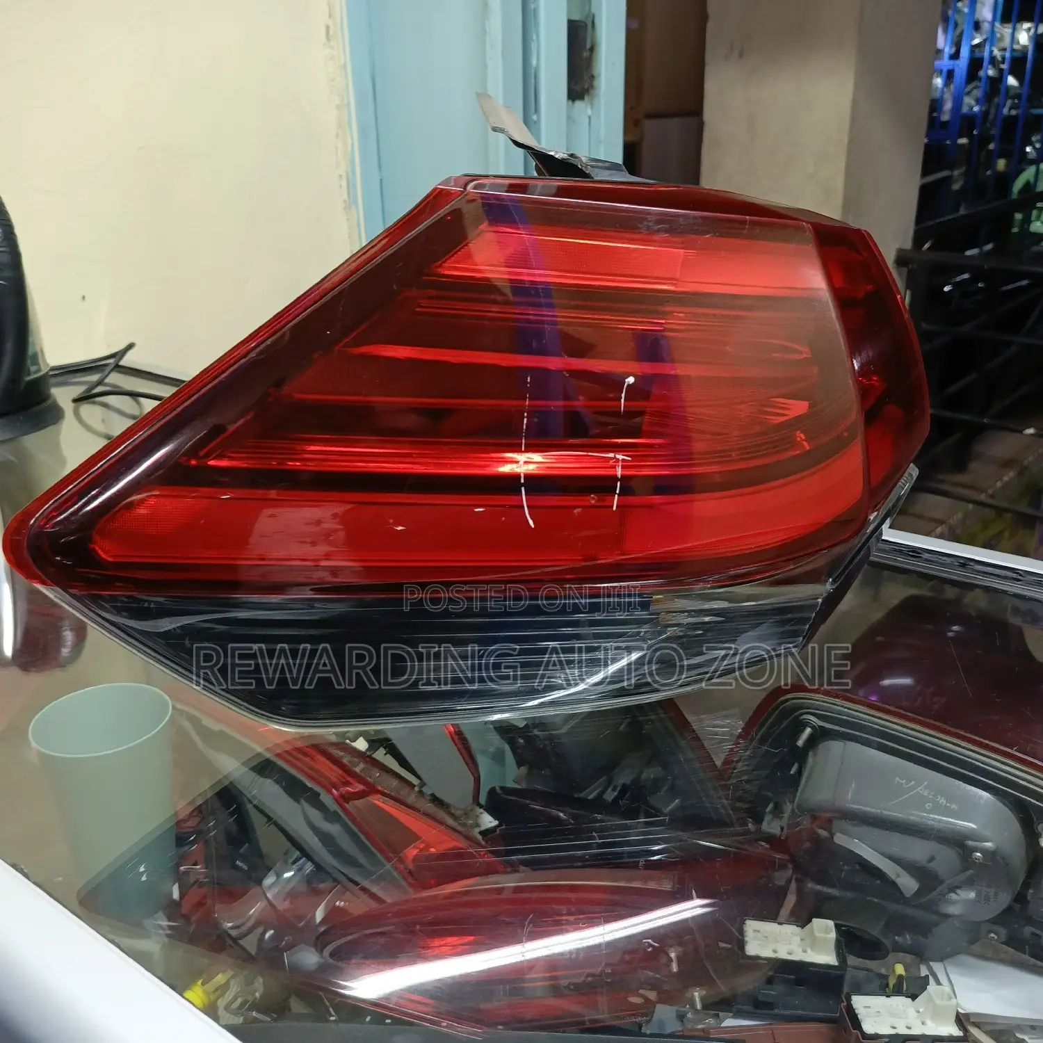Ex Trail Nt36 2018 Black Shed Taillight.