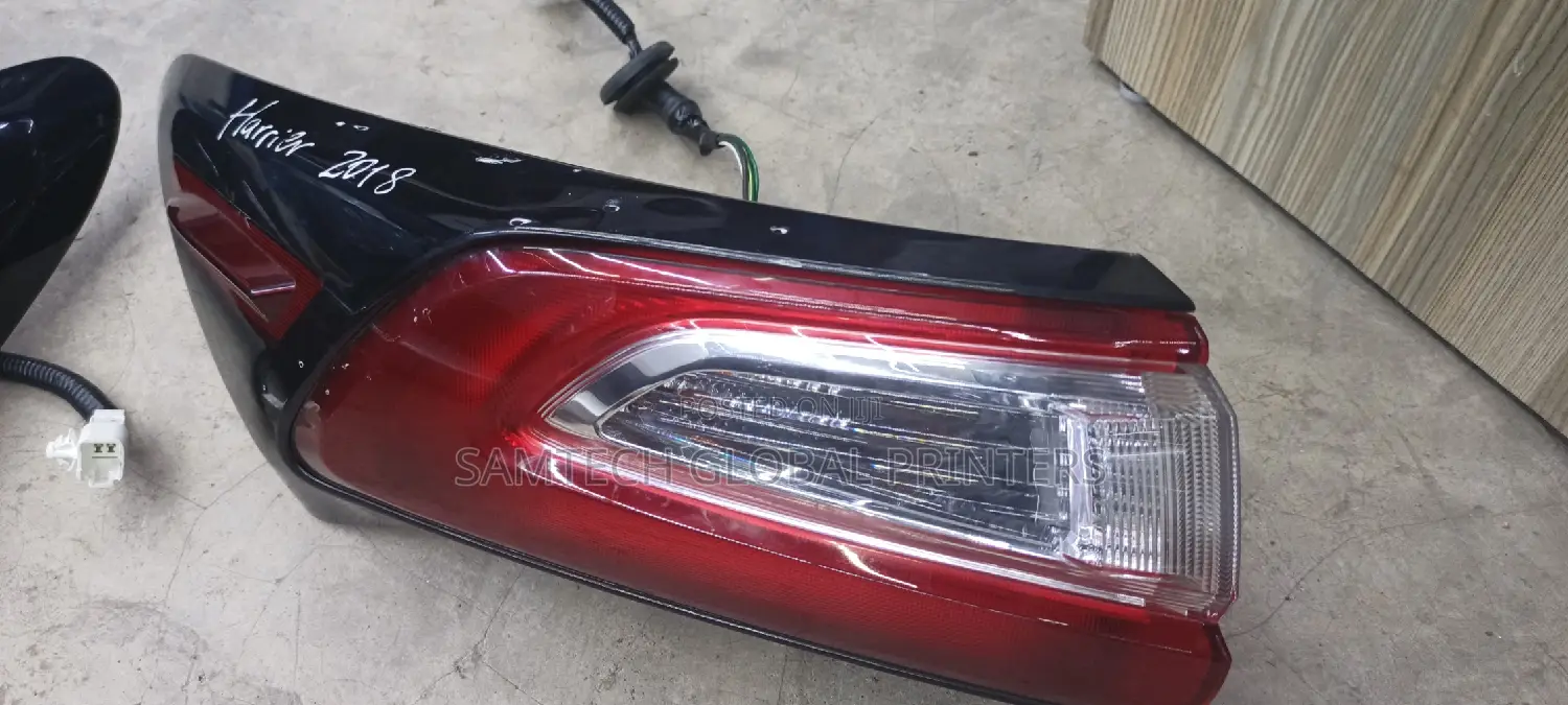 Superior Harrier 2018 Backlight