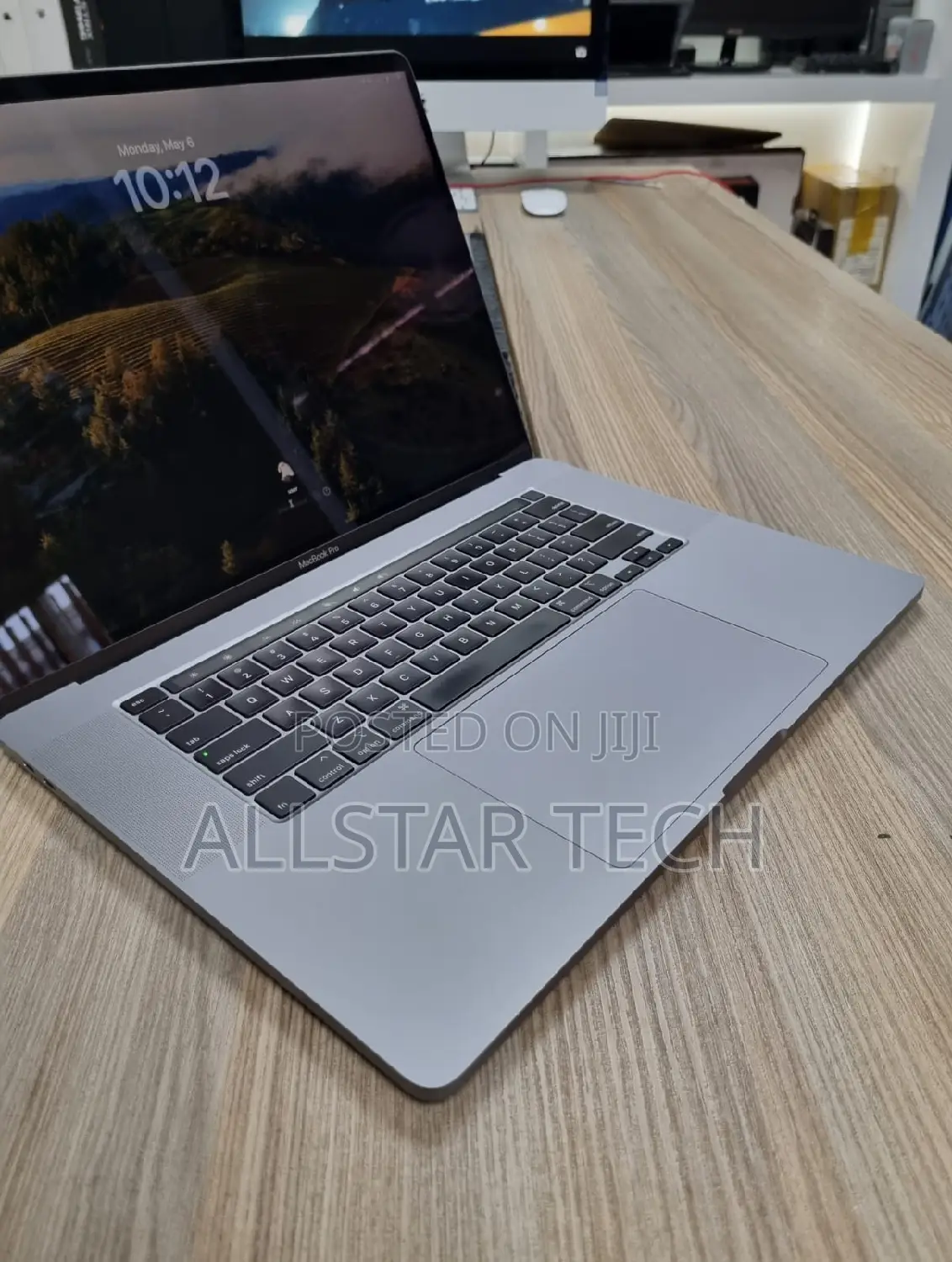 Laptop Apple MacBook Pro 2019 16GB Intel Core I7 SSD 512GB