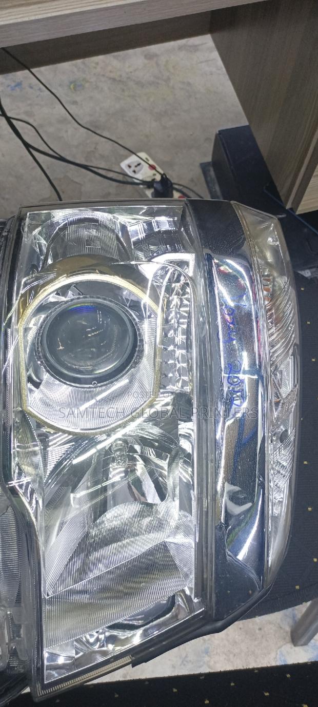 Clear Voxy 2012 Headlight