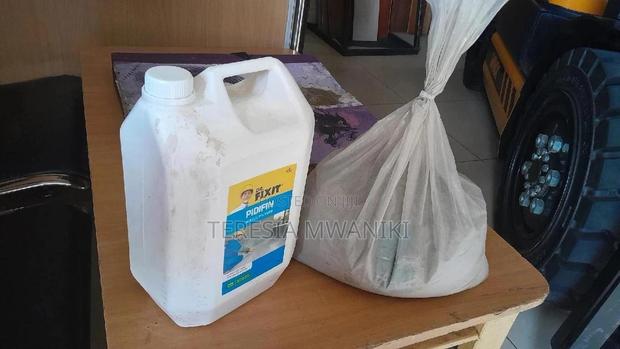 Dr Fixit Pidifin Waterproofing Chemical - main view