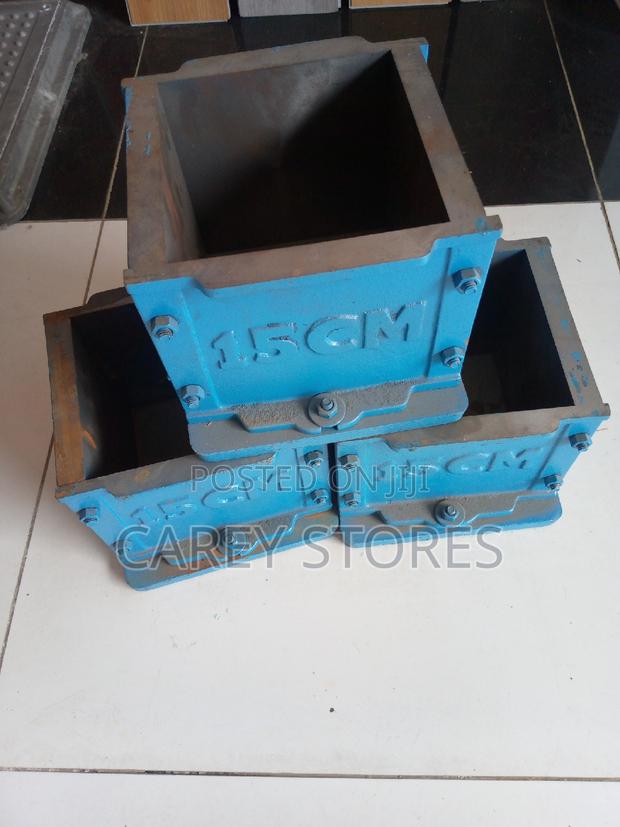 Metallic Concrete Moulds - main view