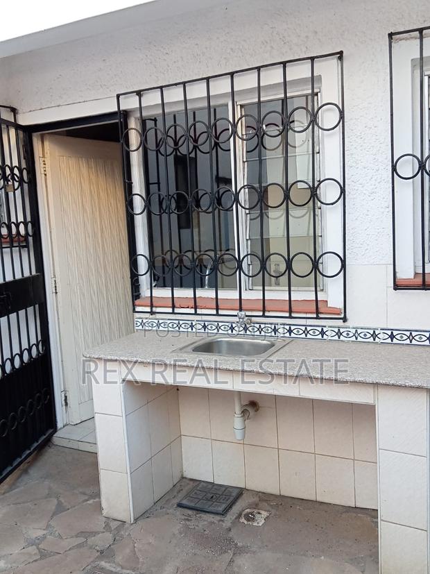 4bdrm Villa in Ole-Odume Kilimani, Hurlingham for sale - thumbnail 8